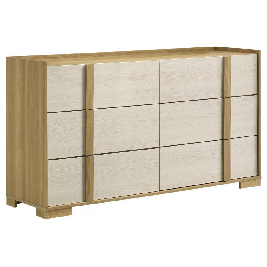 Hyland - 6-Drawer Dresser