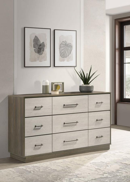 Fenwick - 9-Drawer Dresser