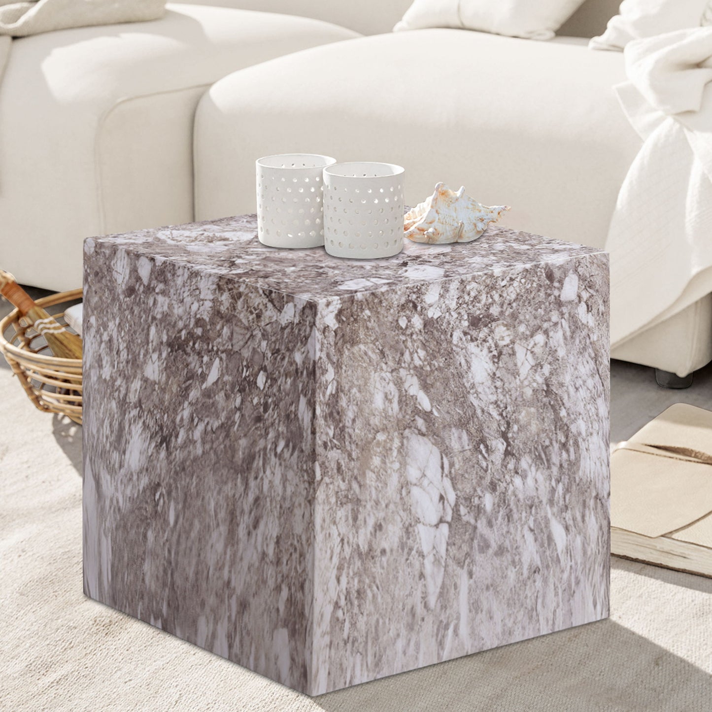 Piazza - Table