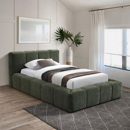 Carlin - Bed